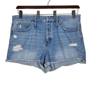 Madewell Mom Relaxed Denim Shorts in Homecrest Wash